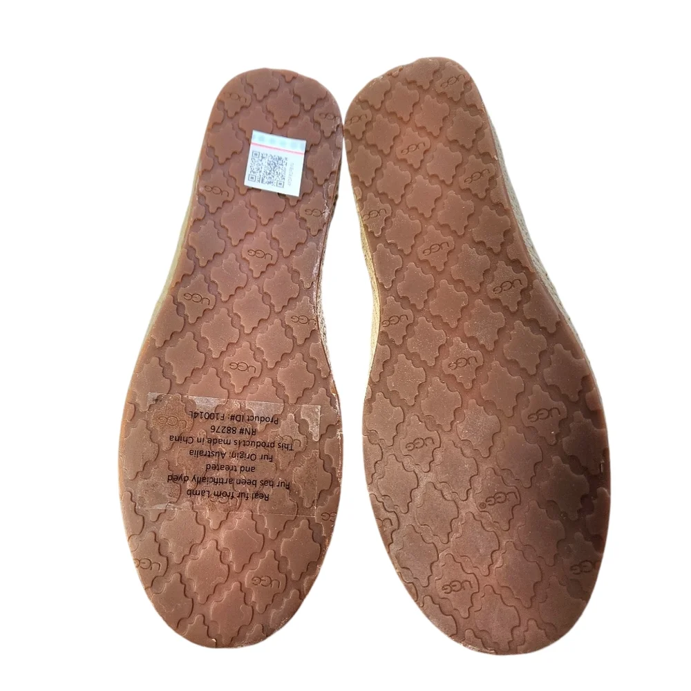 Ugg Syleste espadrille flats slip-on red canvas shearling inside sz 8.5